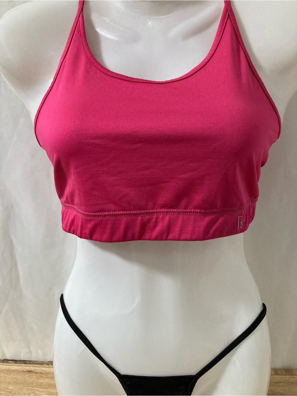 Material Girl Pink Mesh Back Sports Bra Medium Activewear Athleisure